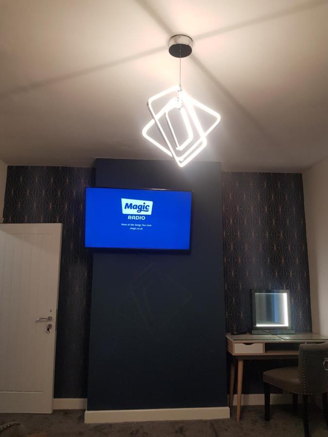 Highfields Living - All Rooms Ensuite- Free Wifi- Free Local Parking Sheffield Exterior photo
