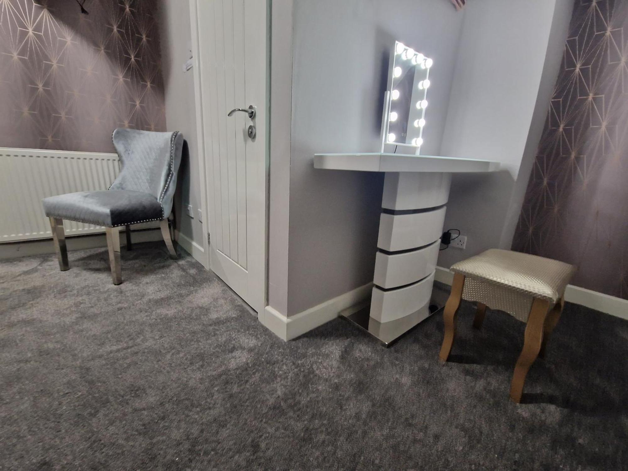 Highfields Living - All Rooms Ensuite- Free Wifi- Free Local Parking Sheffield Exterior photo